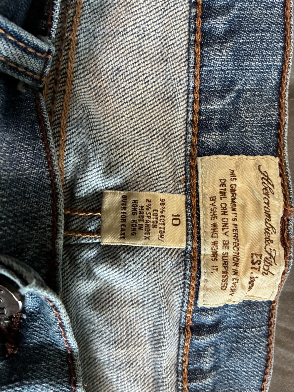 Men Jeans Subcategory Classification - Picture 2 of 5